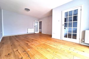 Lounge - click for photo gallery